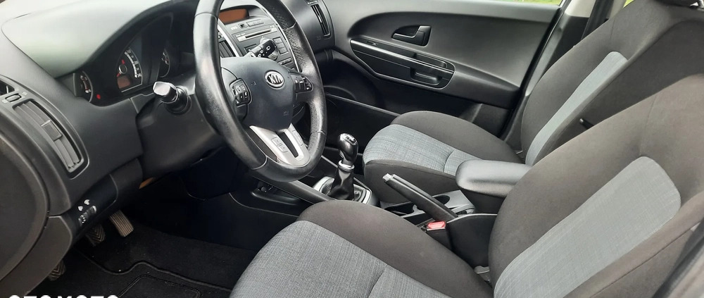 Kia Ceed cena 18700 przebieg: 236000, rok produkcji 2012 z Słupsk małe 326